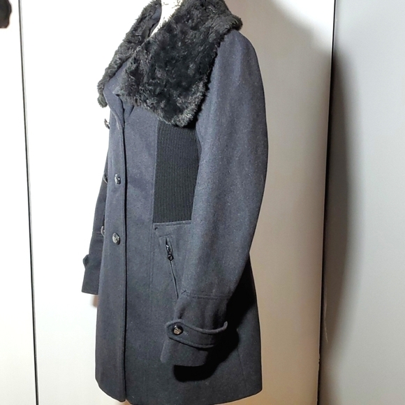 GUESS - Women's Wool Double breasted winter coat faux fur WARM Neutral Mod Sz. L - Picture 3 of 9